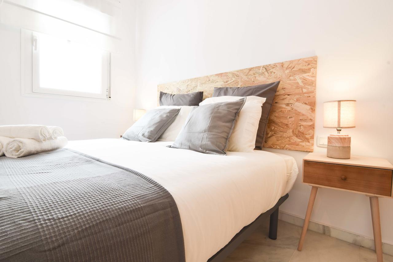 P&P Apartaments Carrera De Capuchinos Malaga Luaran gambar